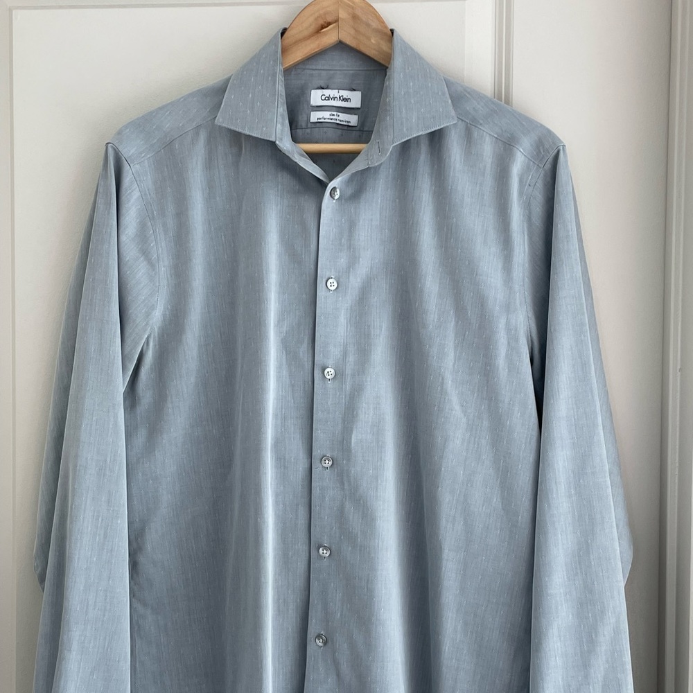 Light grey Calvin Klein men’s dress shirt